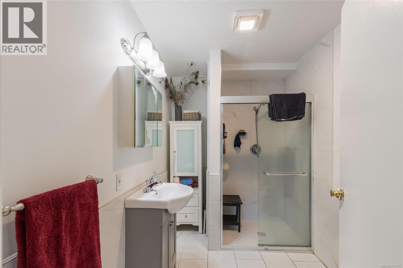 2993 River Rd, Chemainus