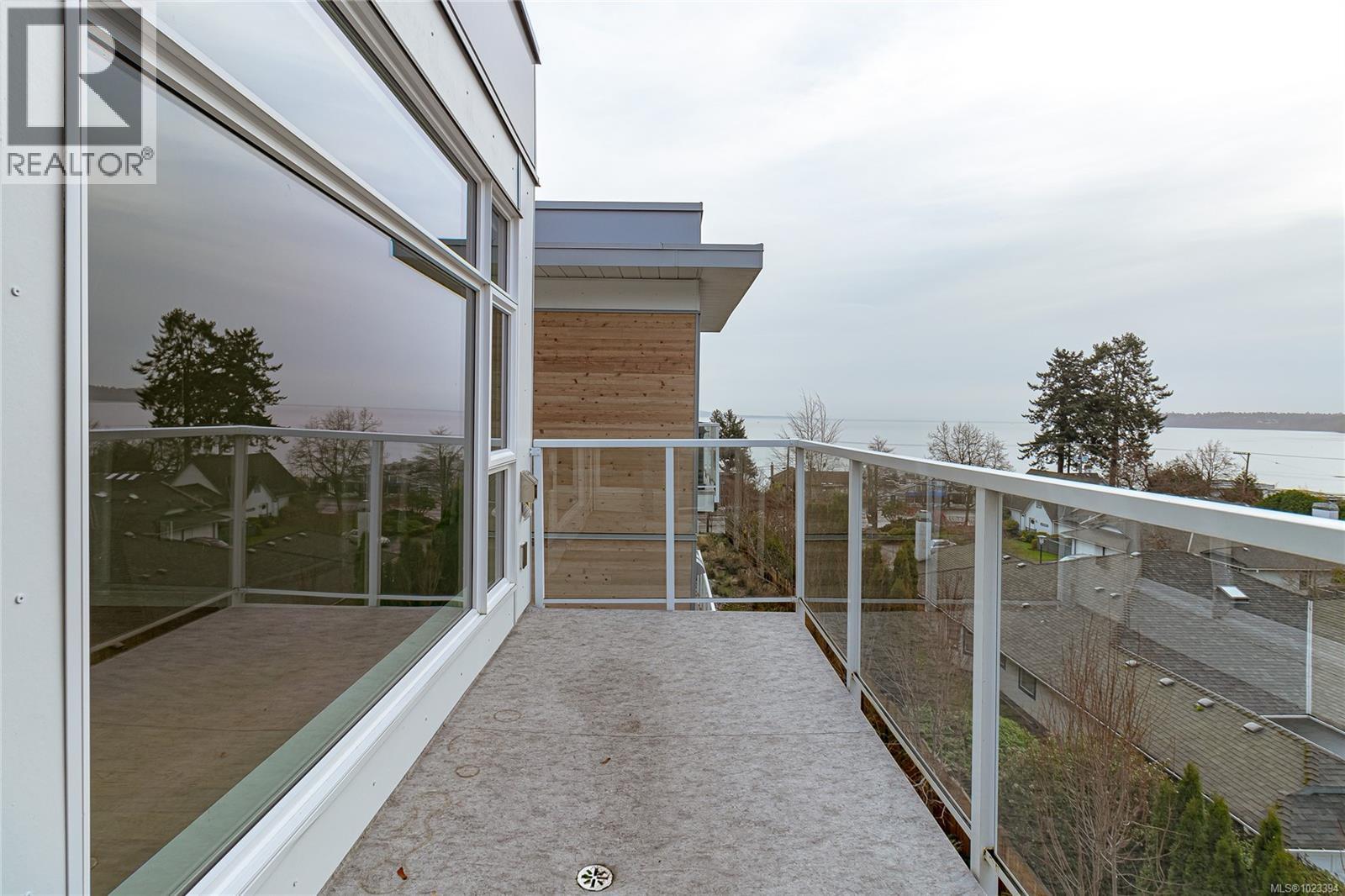 406 5118 Cordova Bay Road, Saanich