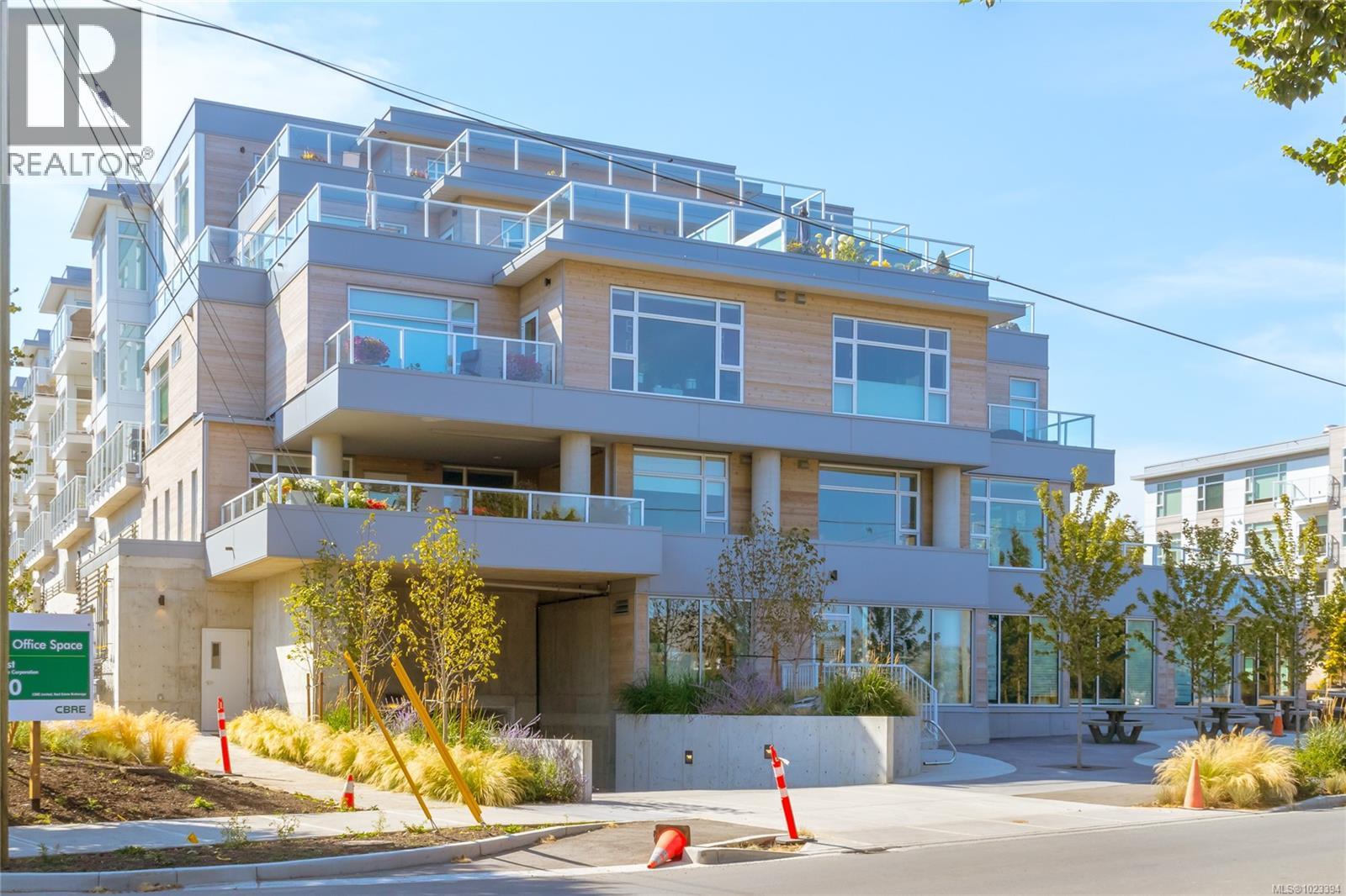 406 5118 Cordova Bay Road, Saanich