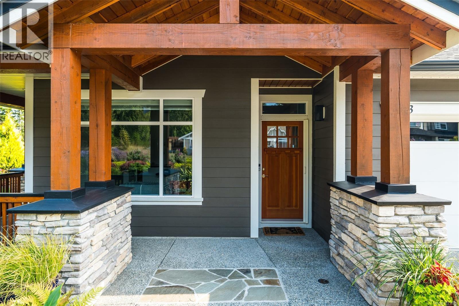 6303 Riverstone Dr, Sooke