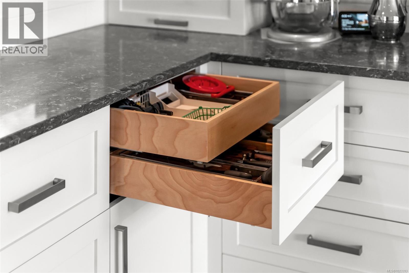 6303 Riverstone Dr, Sooke