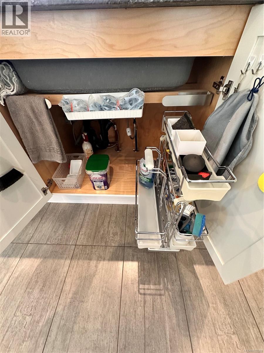 6303 Riverstone Dr, Sooke