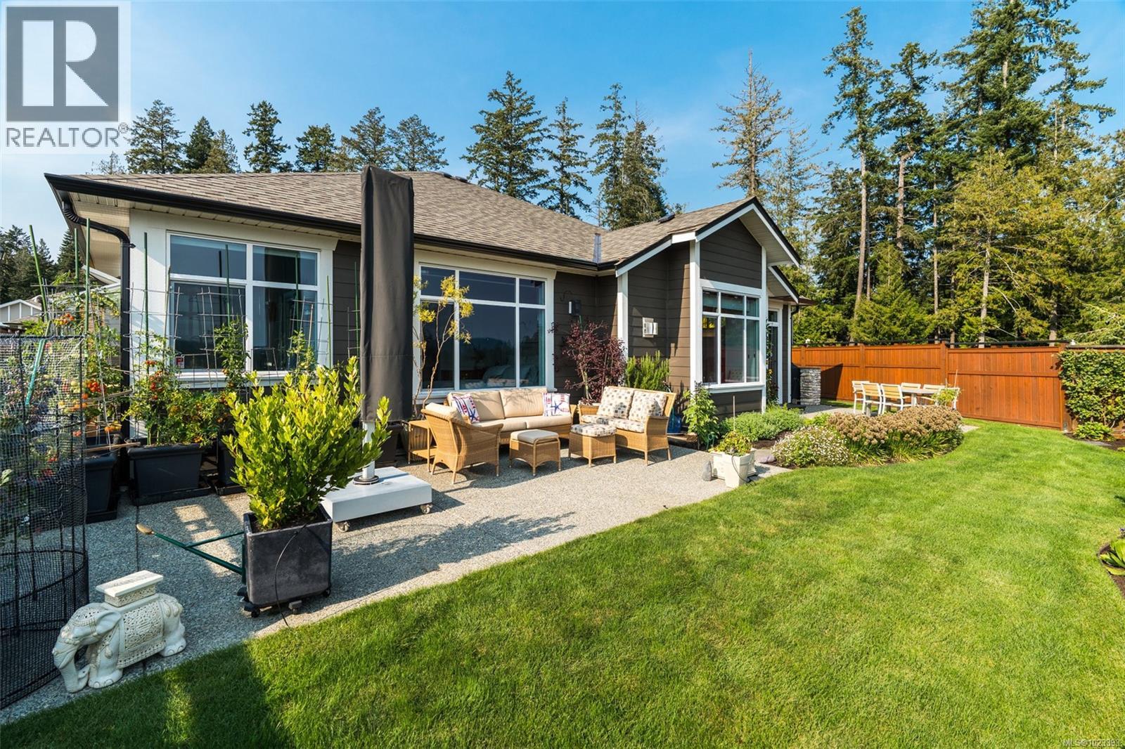 6303 Riverstone Dr, Sooke