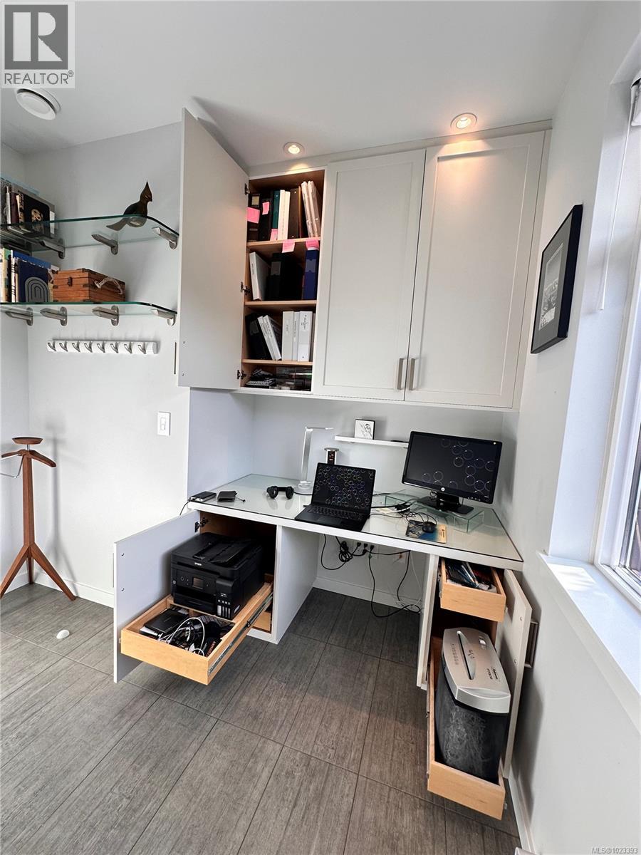 6303 Riverstone Dr, Sooke