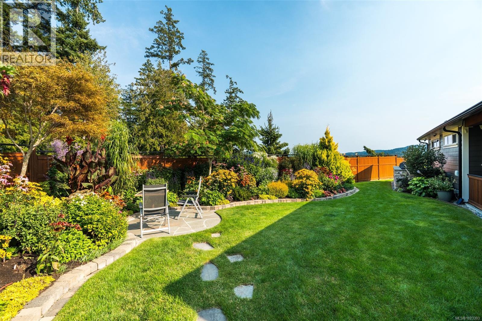 6303 Riverstone Dr, Sooke