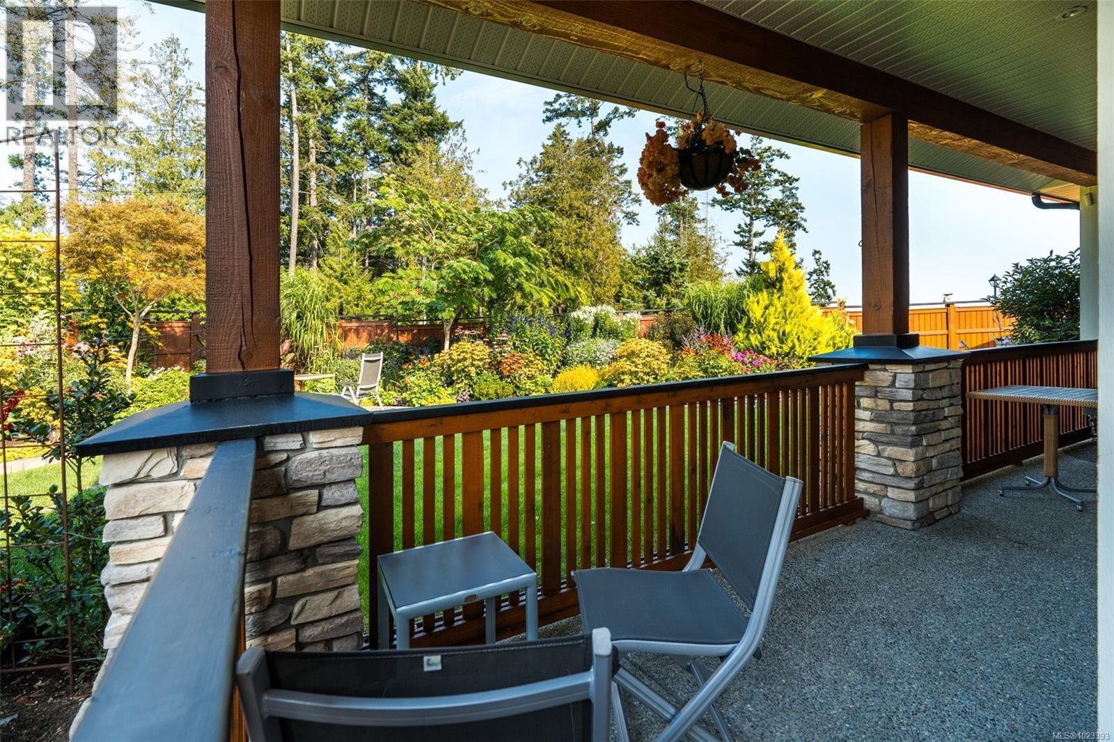 6303 Riverstone Dr, Sooke