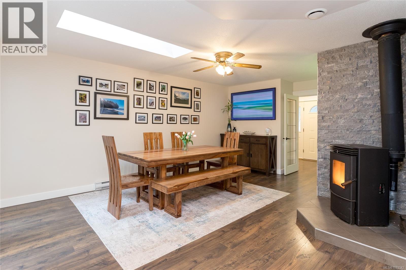 2880 Denewood Pl, Sooke