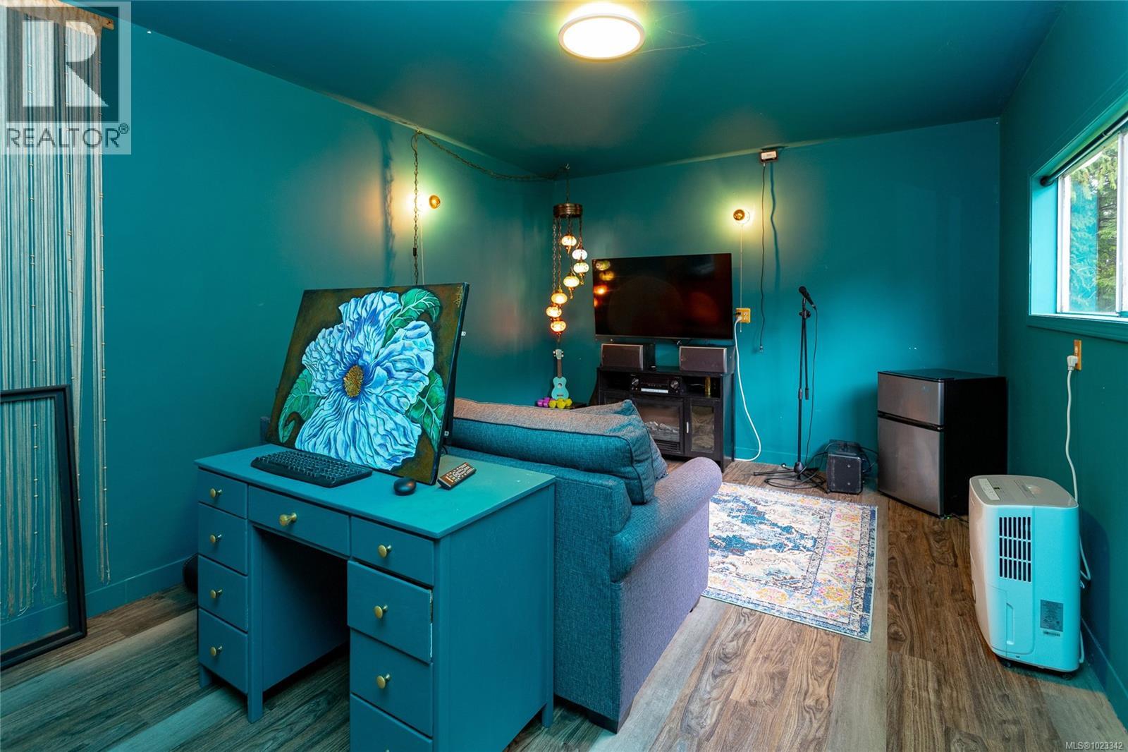 2880 Denewood Pl, Sooke