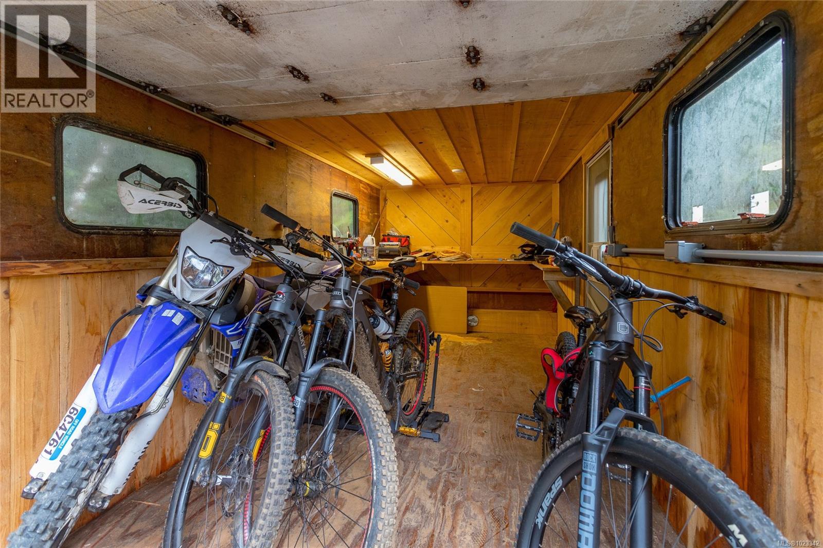 2880 Denewood Pl, Sooke