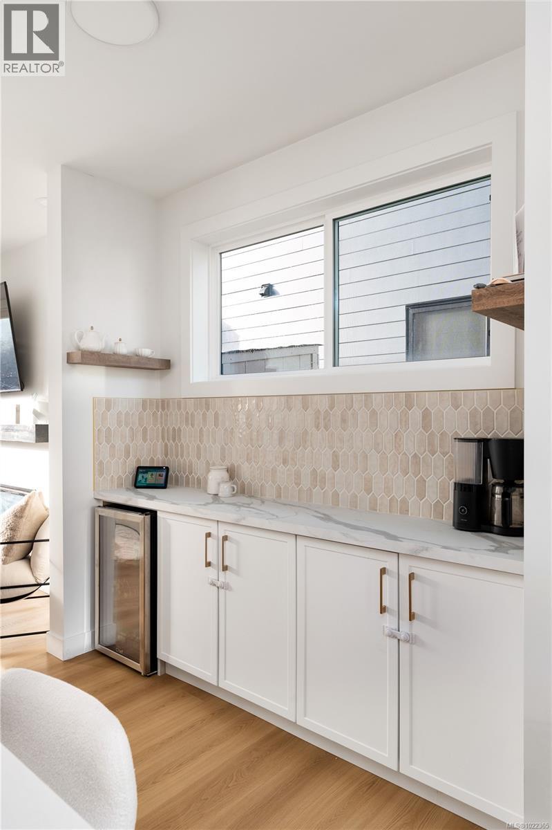  372 Tradewinds Avenue, Colwood