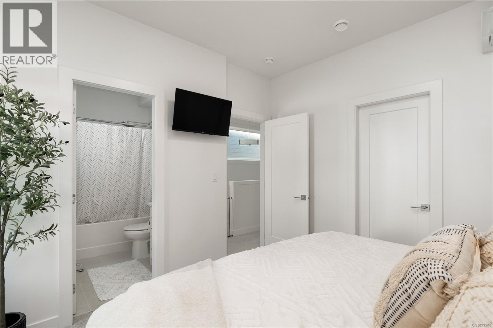  372 Tradewinds Avenue, Colwood