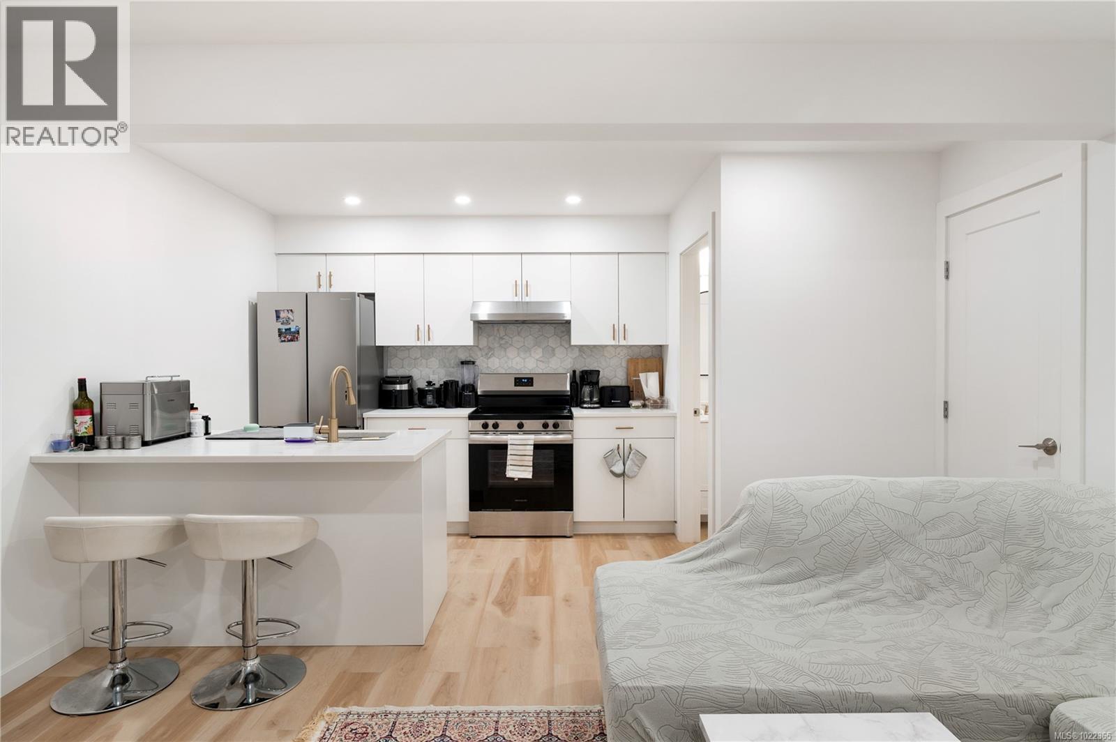  372 Tradewinds Avenue, Colwood