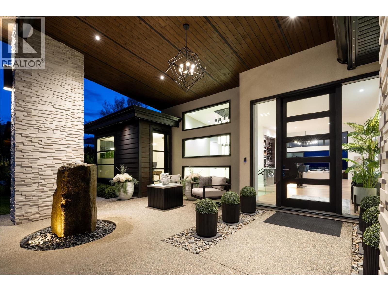 111 5650 The Edge Place, Kelowna