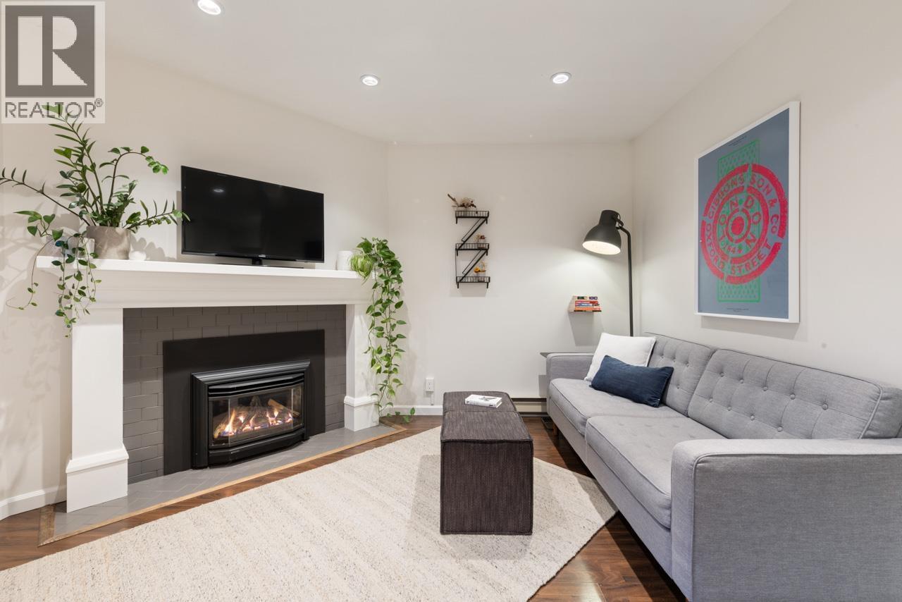 103 W 15TH AVENUE, Vancouver