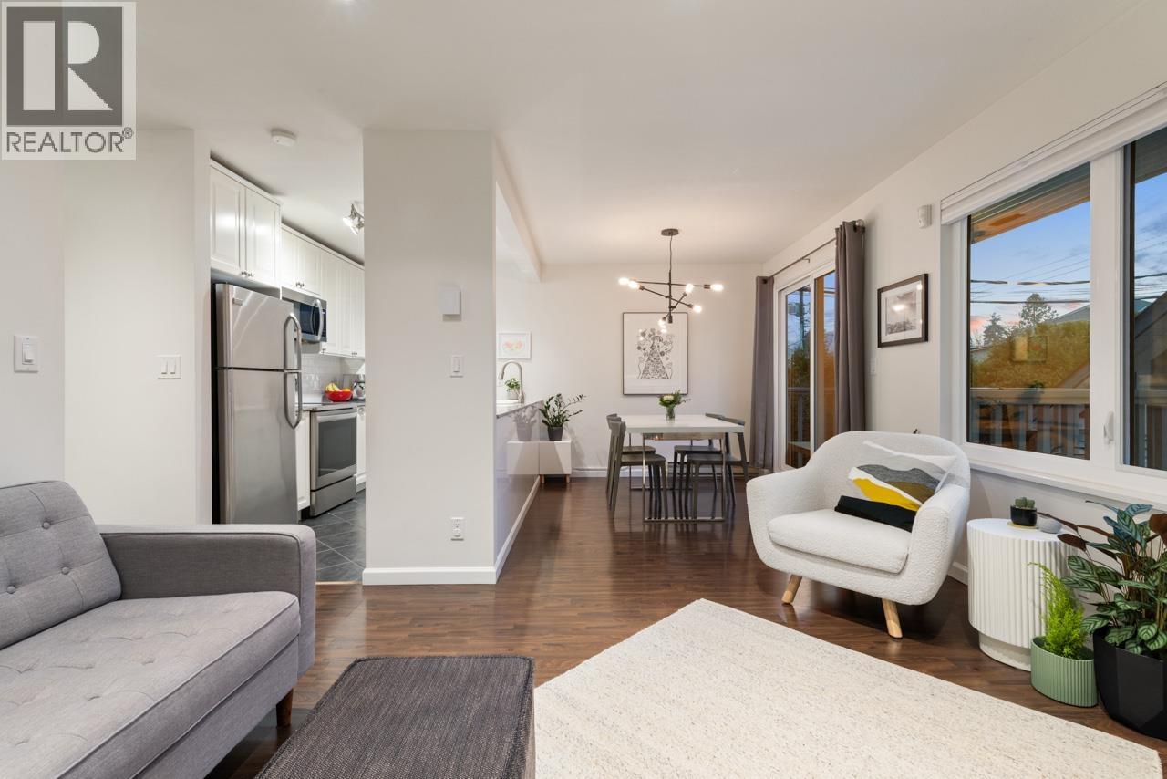 103 W 15TH AVENUE, Vancouver