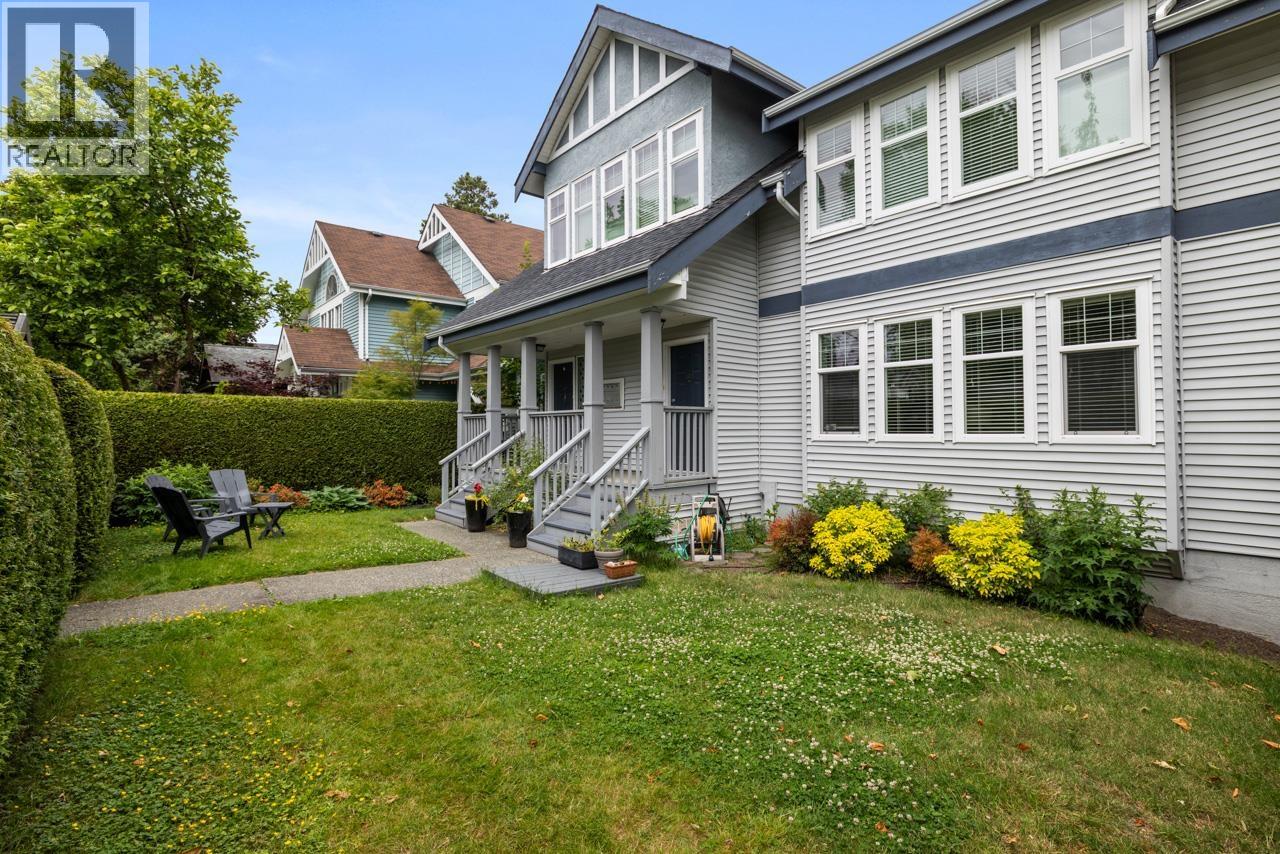 103 W 15TH AVENUE, Vancouver