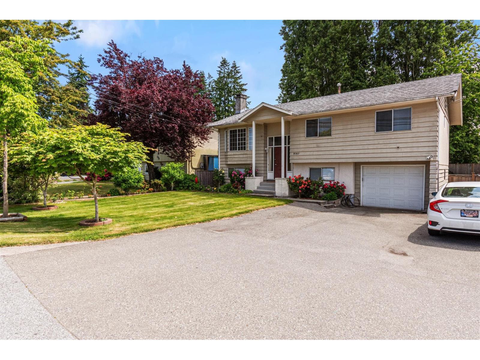 8082 112 Street, Delta