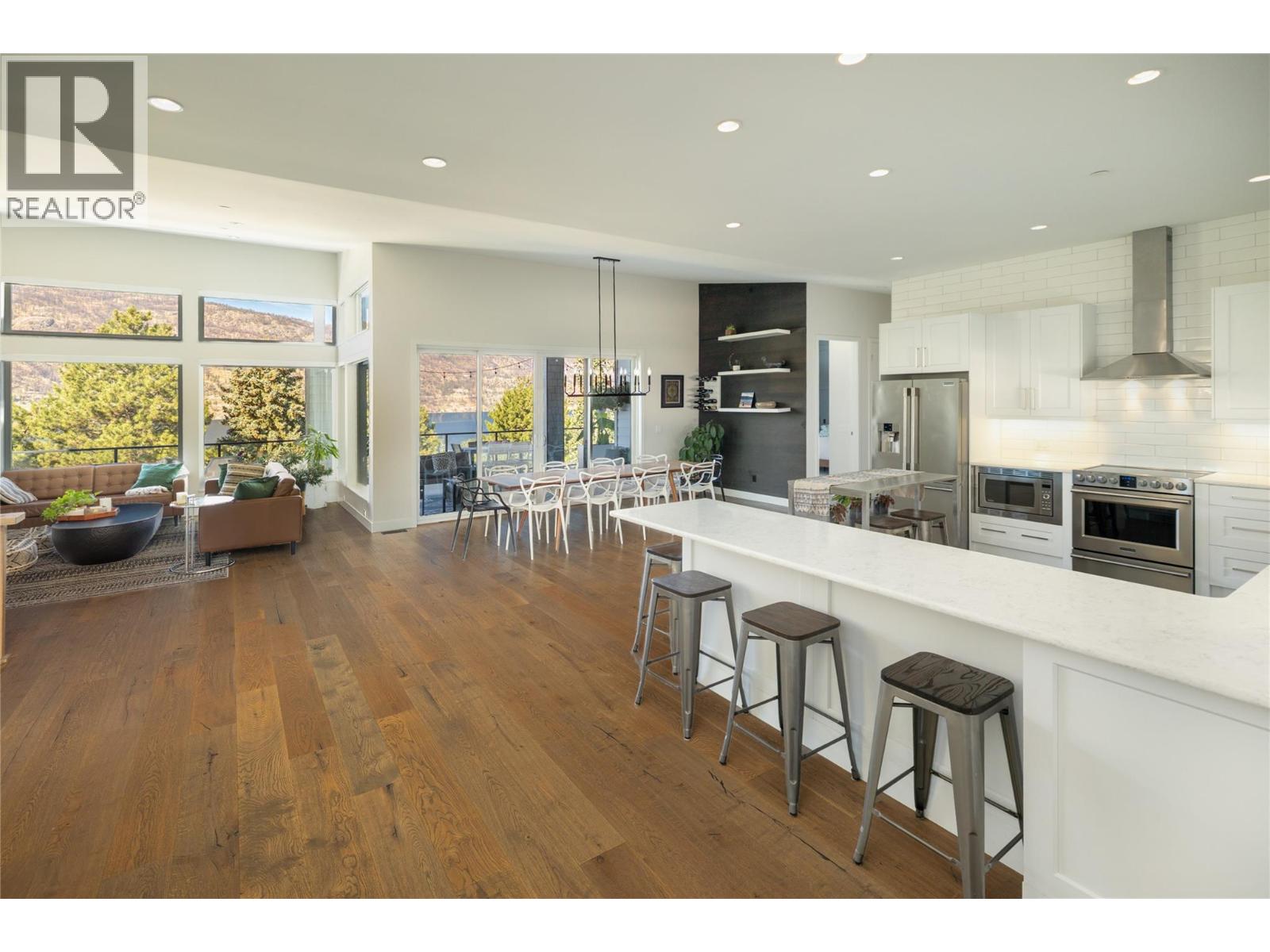  2155 PALY Road, Kelowna