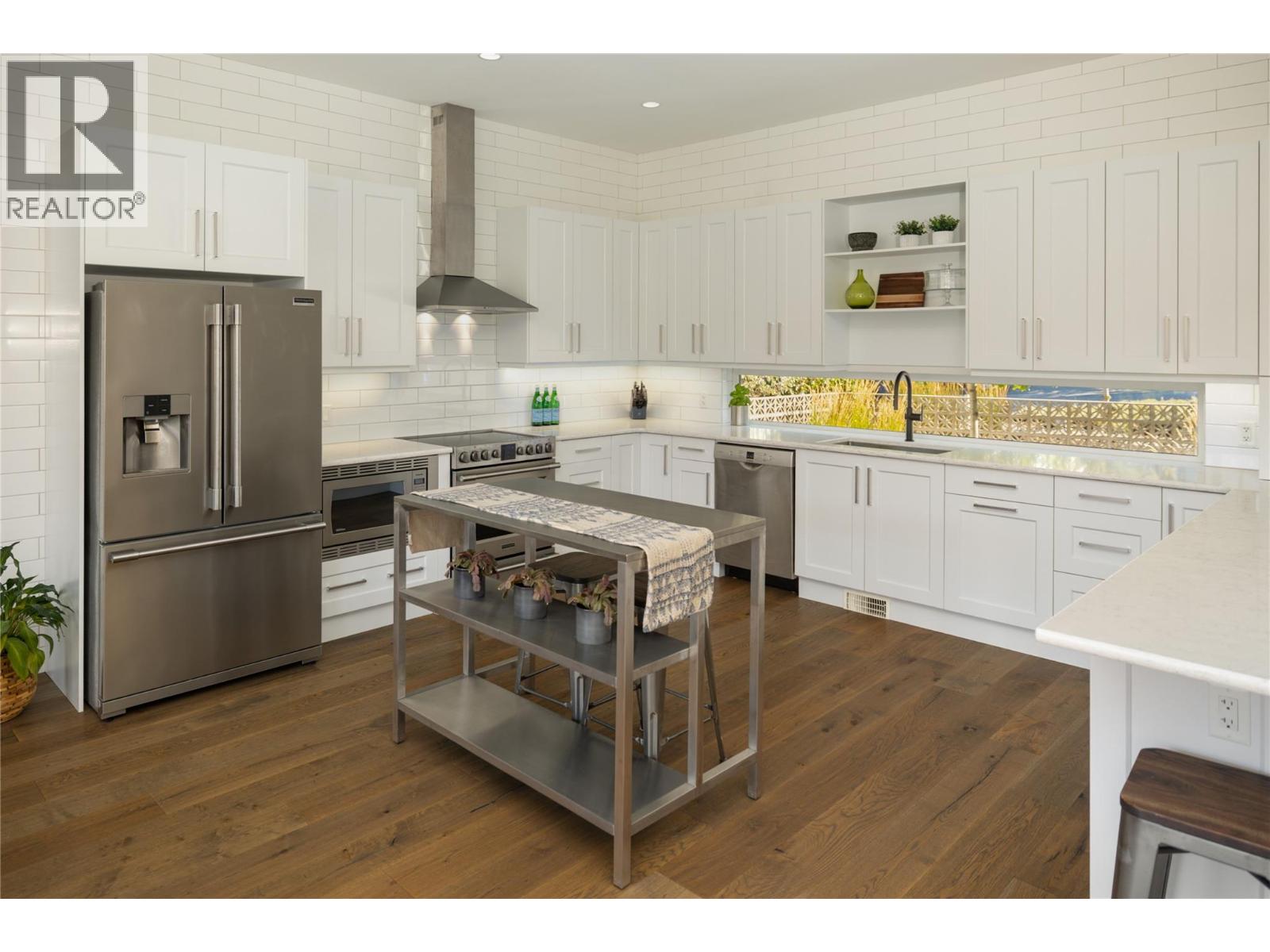  2155 PALY Road, Kelowna