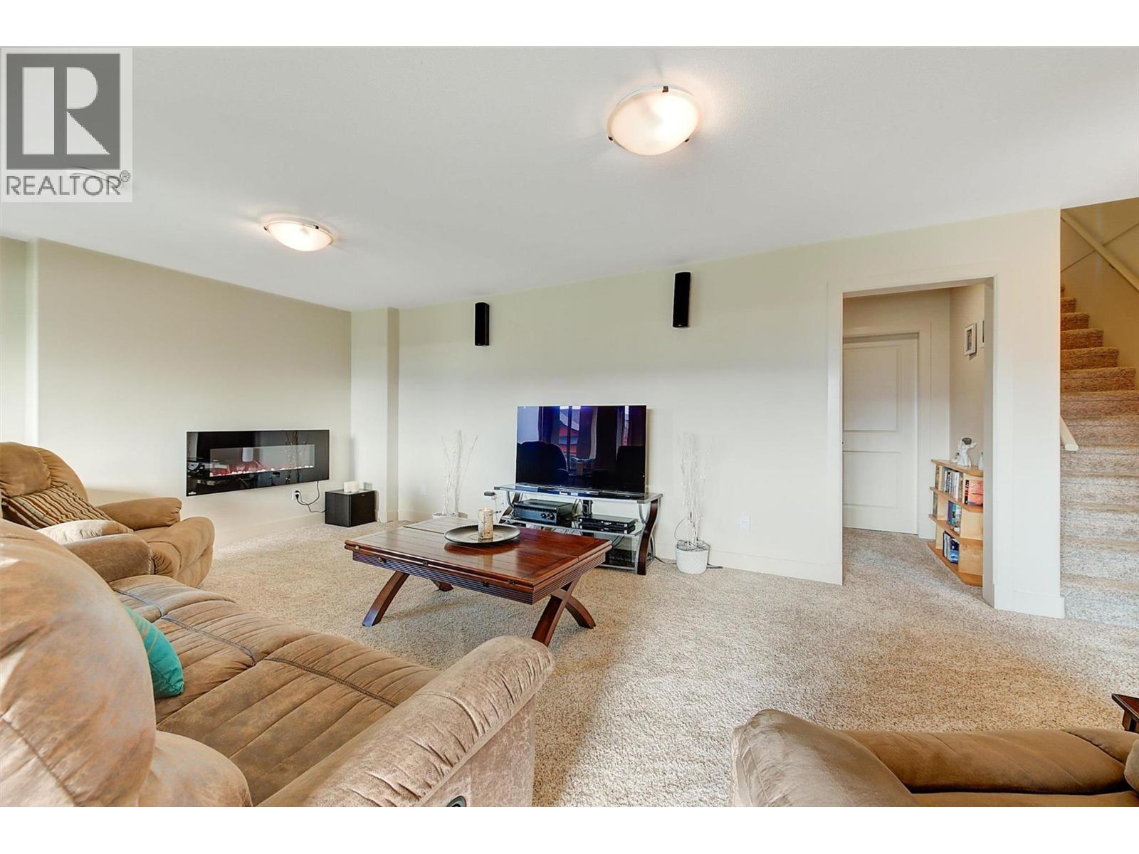  2135 Madera Court, Westbank