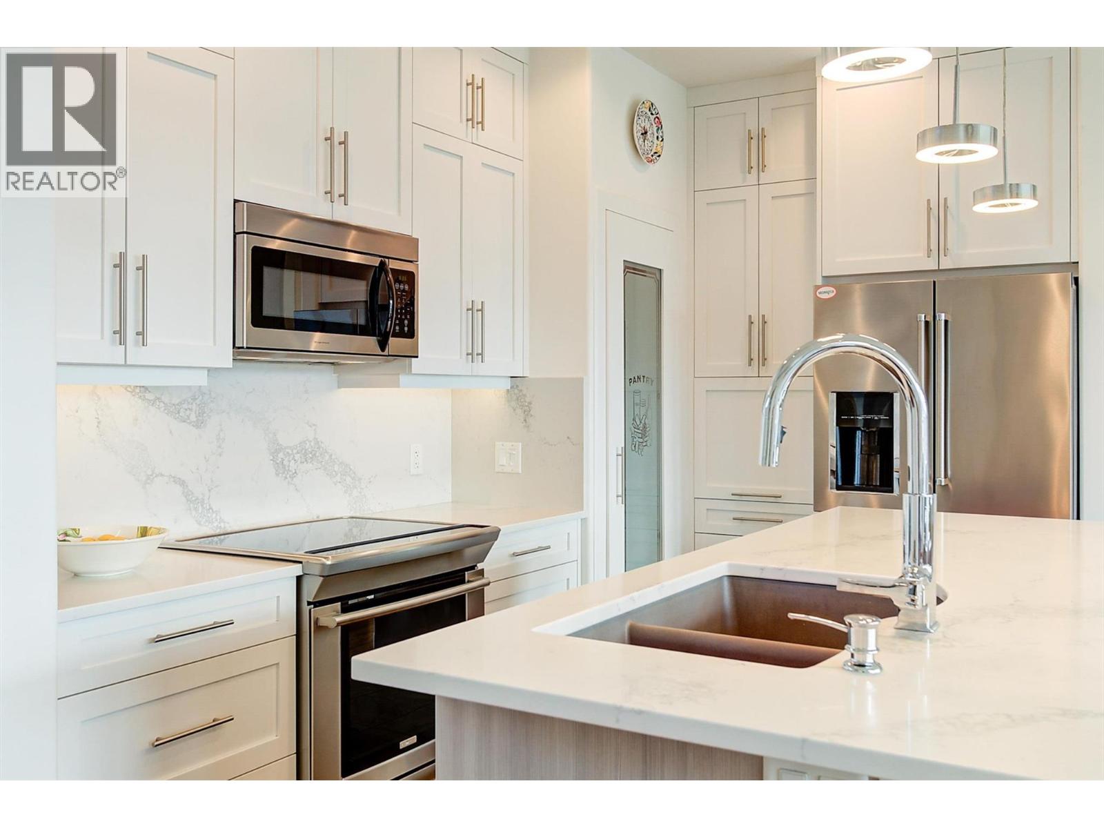  2135 Madera Court, Westbank