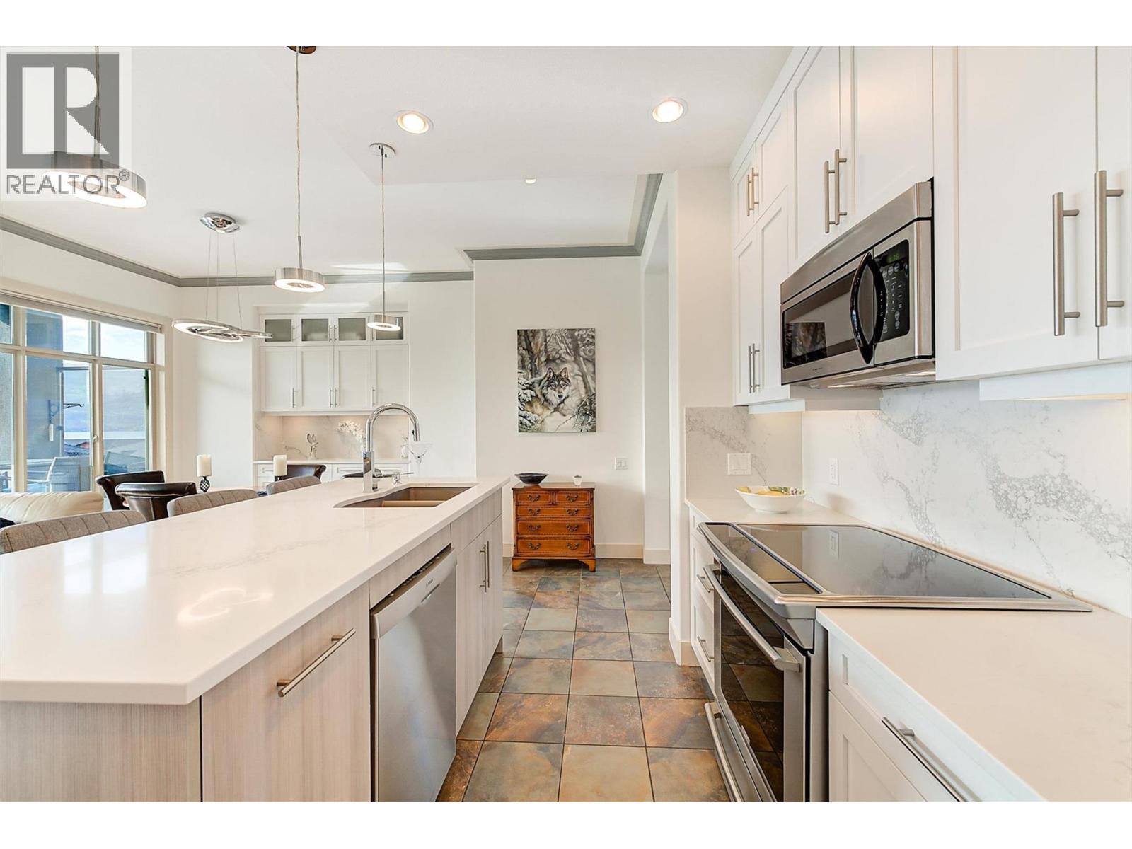  2135 Madera Court, Westbank