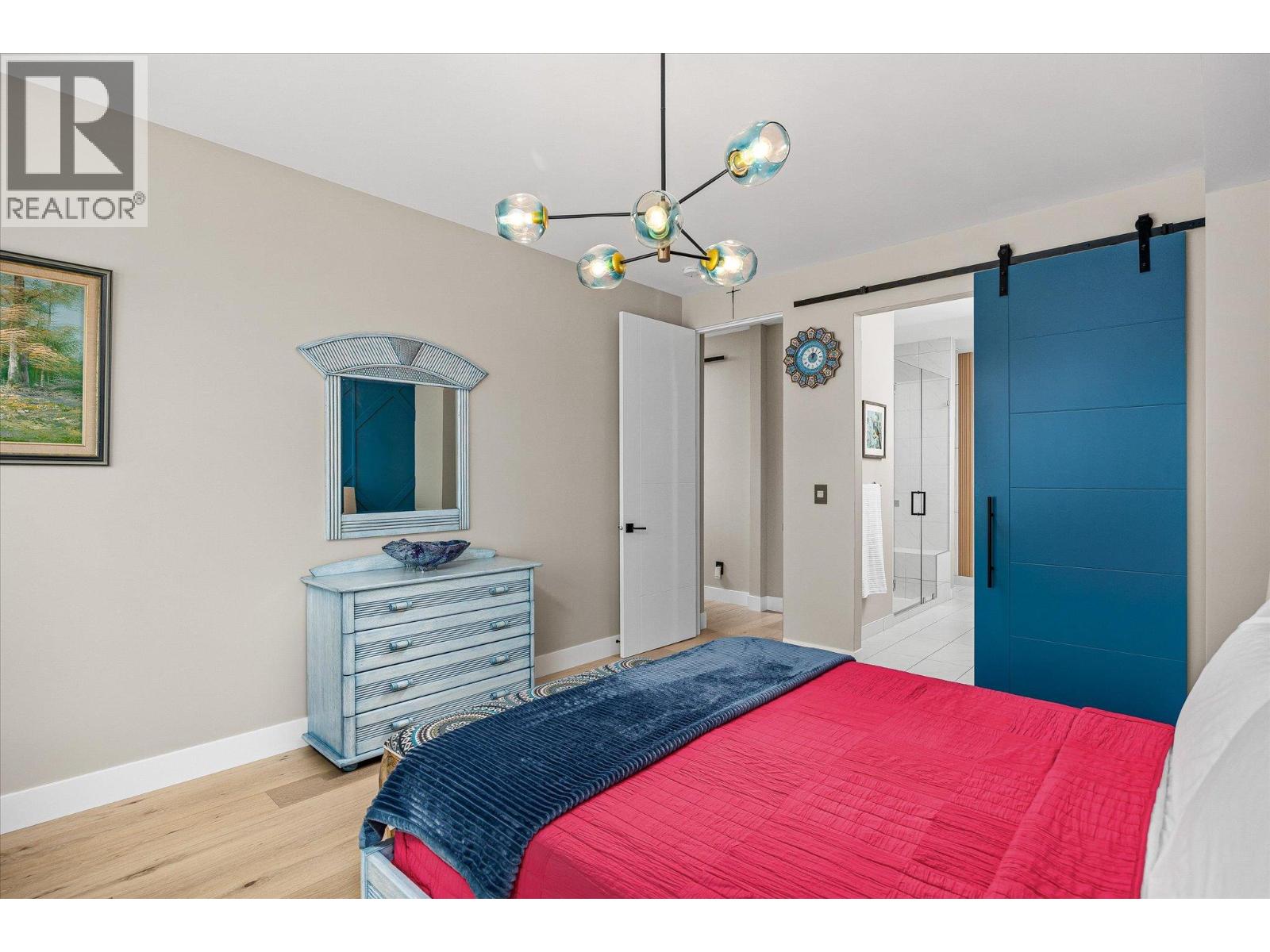 9814 Beacon Hill Crescent, Lake Country