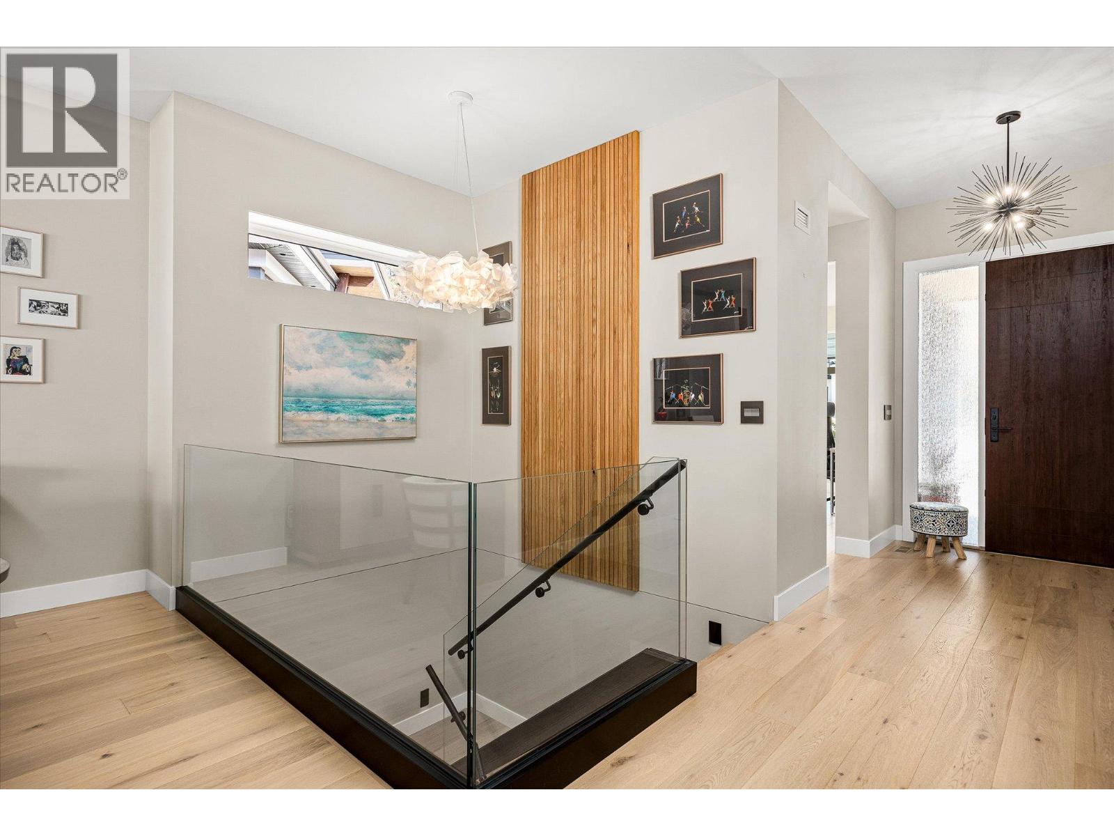 9814 Beacon Hill Crescent, Lake Country