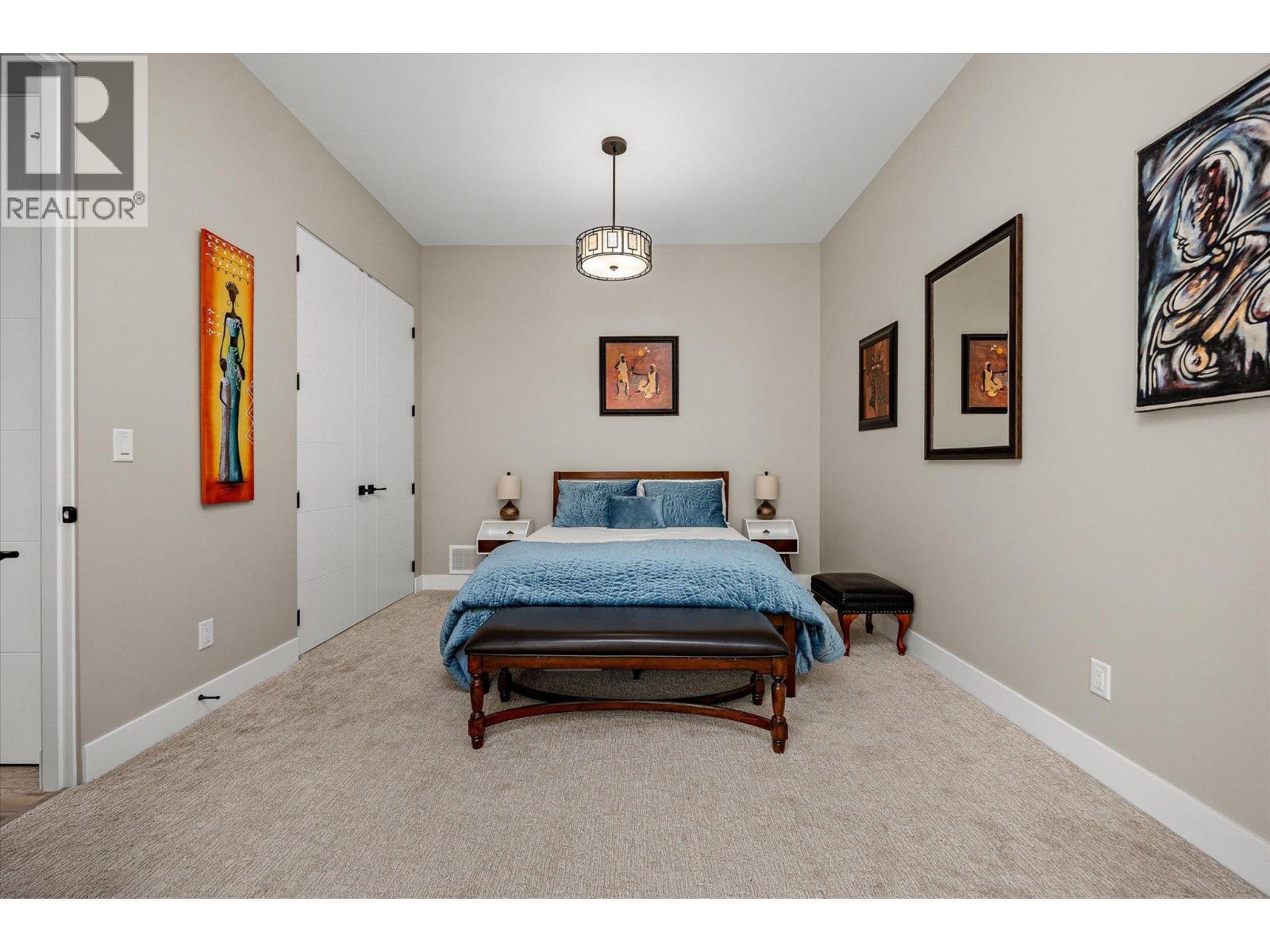 9814 Beacon Hill Crescent, Lake Country