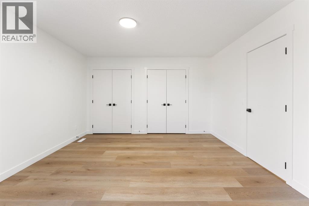 Single Family House for Sale in    Avenue NW Bowness Calgary 