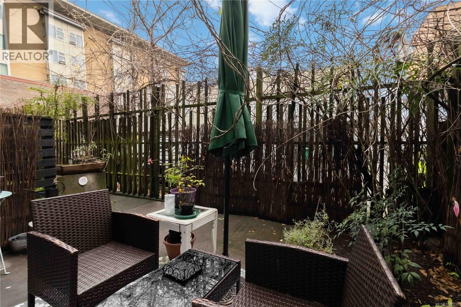 108 932 Johnson Street, Victoria