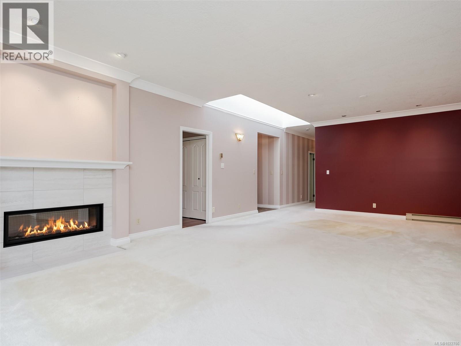 14 4318 Emily Carr Drive, Saanich