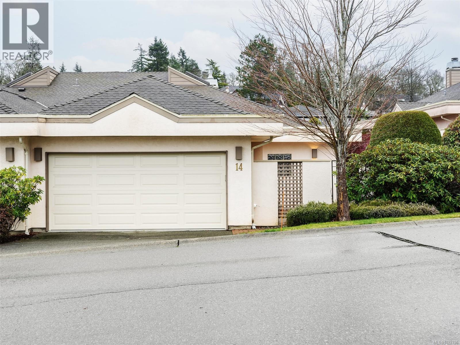 14 4318 Emily Carr Drive, Saanich
