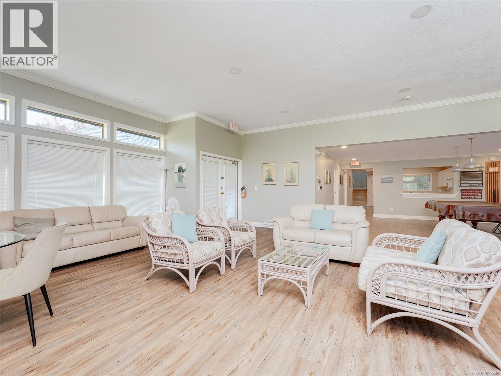 14 4318 Emily Carr Drive, Saanich