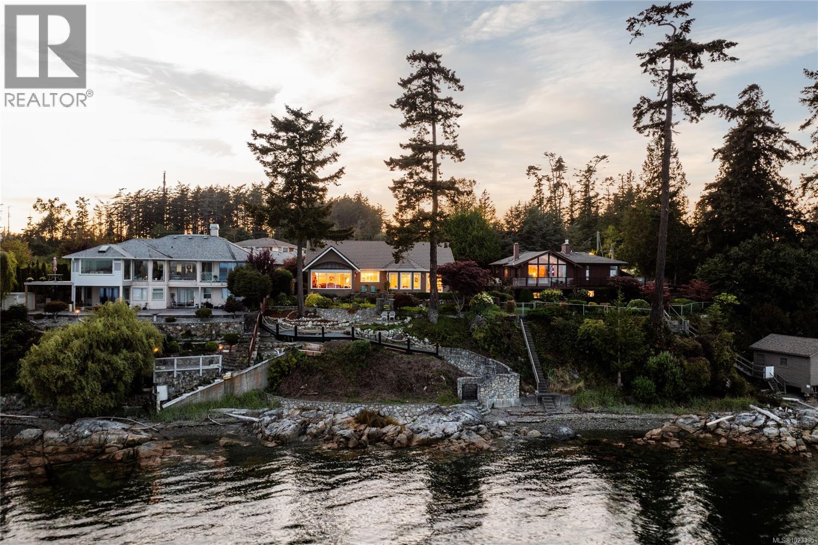  2555 Newman Road, Central Saanich