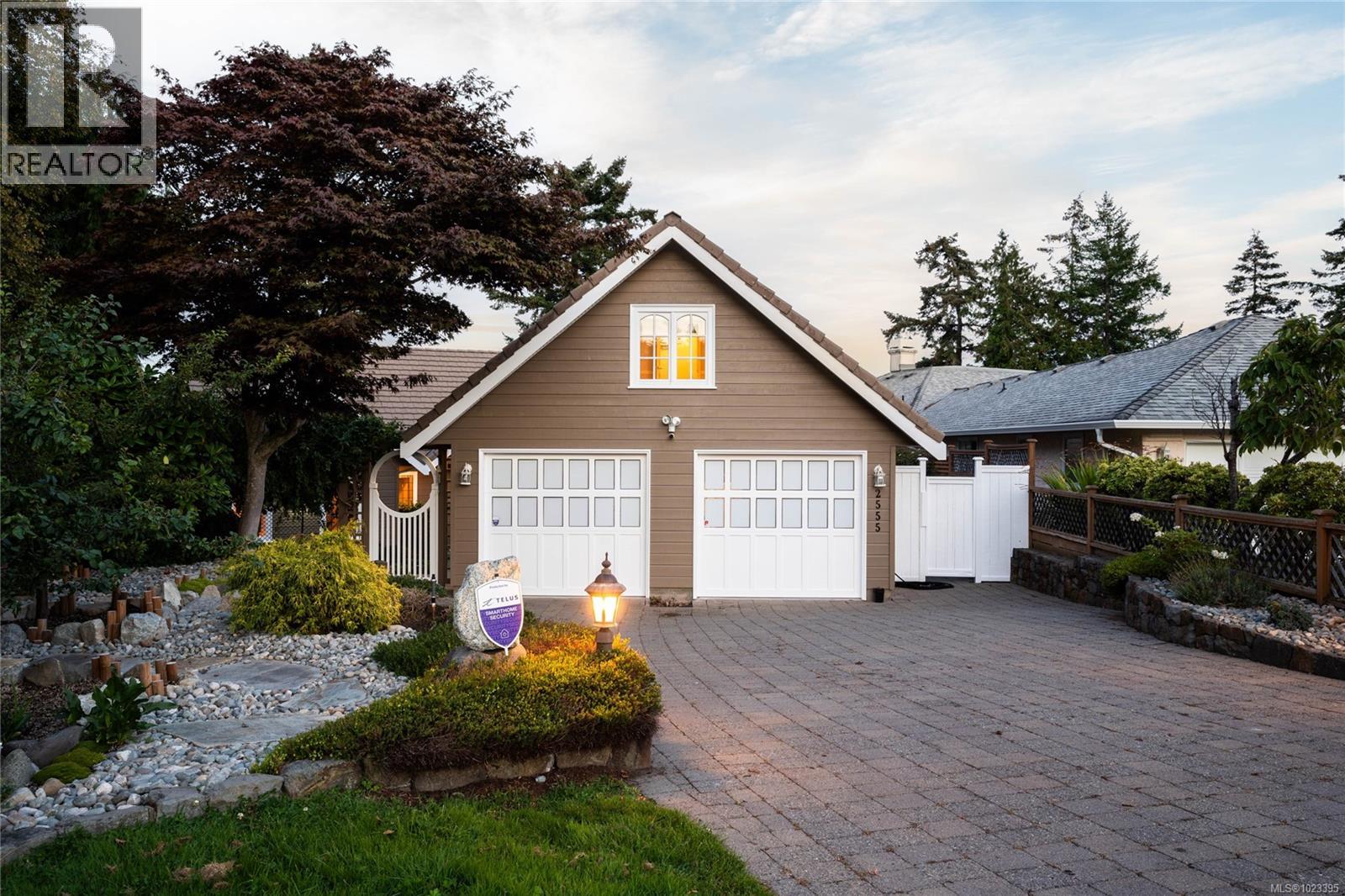  2555 Newman Road, Central Saanich