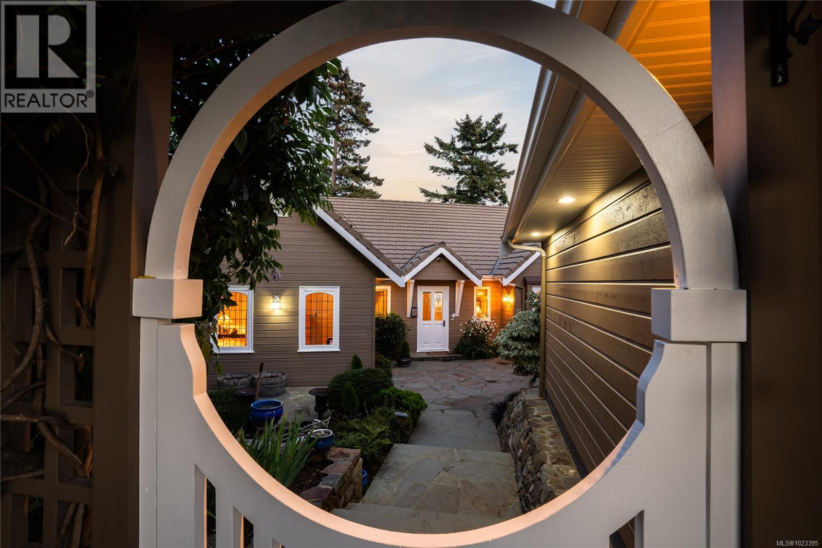  2555 Newman Road, Central Saanich