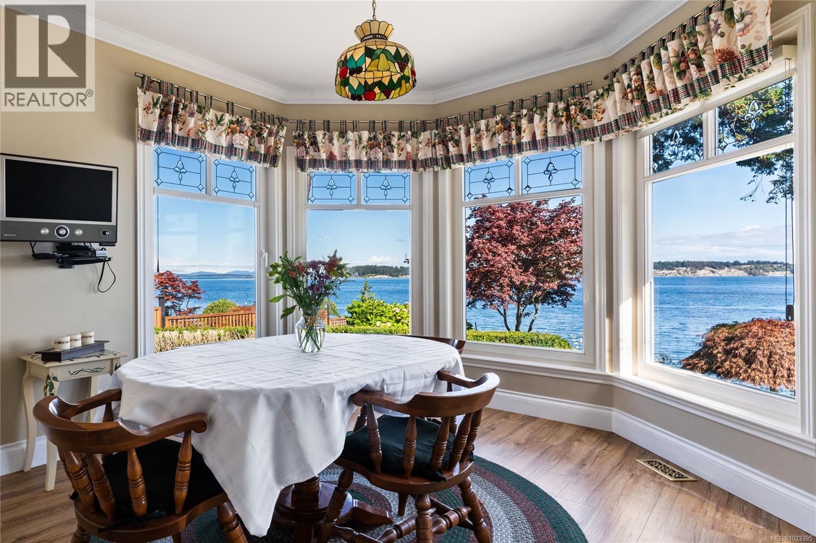  2555 Newman Road, Central Saanich