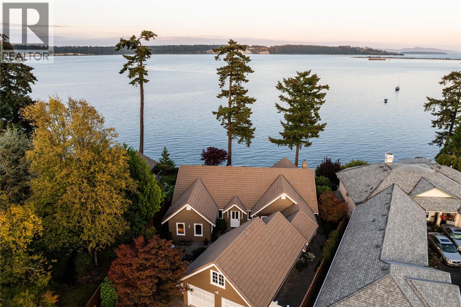  2555 Newman Road, Central Saanich