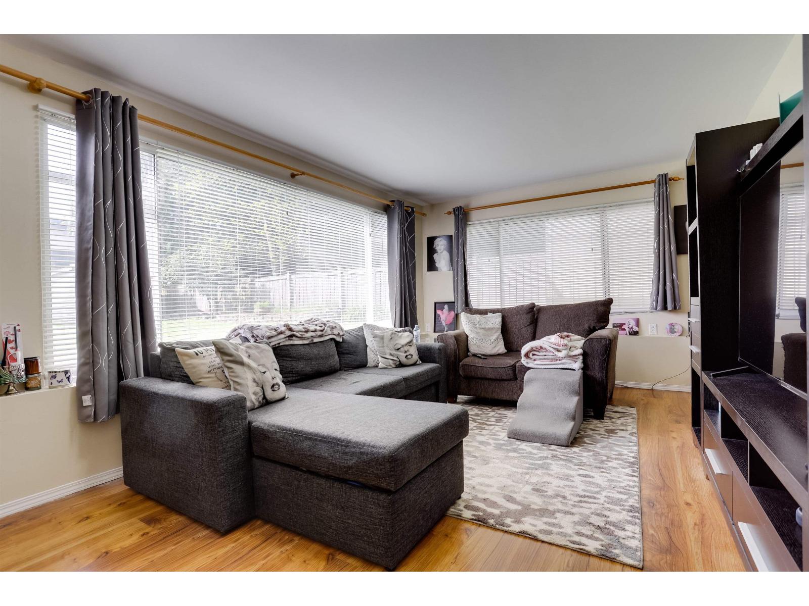 15568 THRIFT AVENUE, White Rock