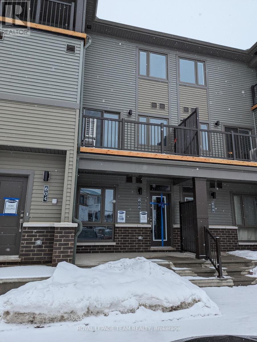 Located in a great community close to everything!