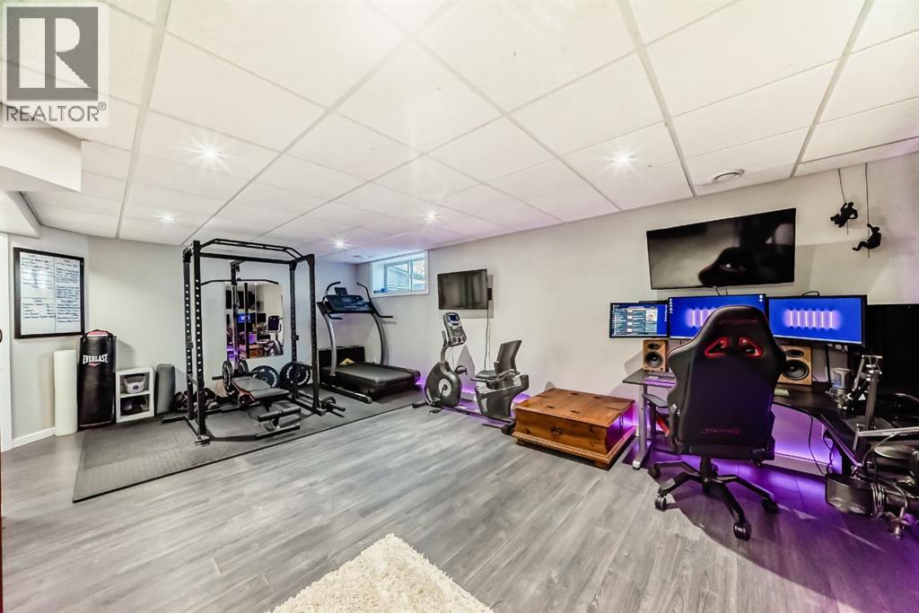 122 Bow Ridge Crescent, Cochrane