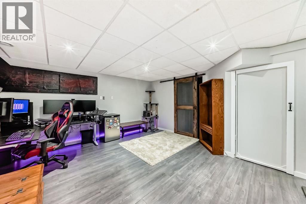 122 Bow Ridge Crescent, Cochrane