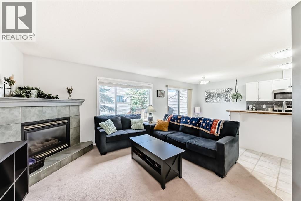 122 Bow Ridge Crescent, Cochrane