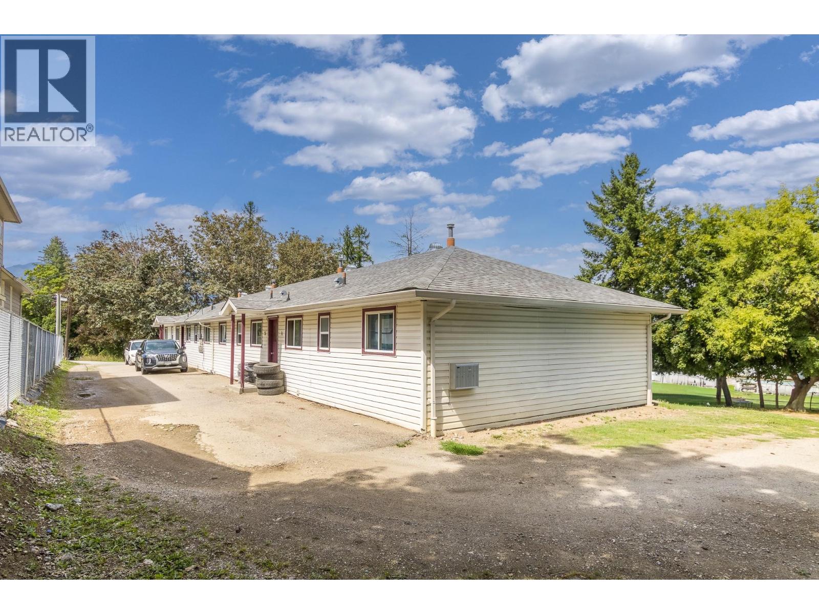  1120 Shuswap Street Southeast, Salmon Arm