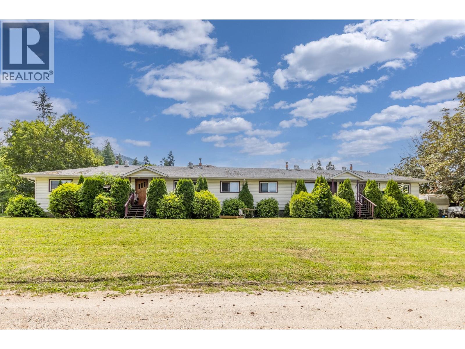  1120 Shuswap Street Southeast, Salmon Arm