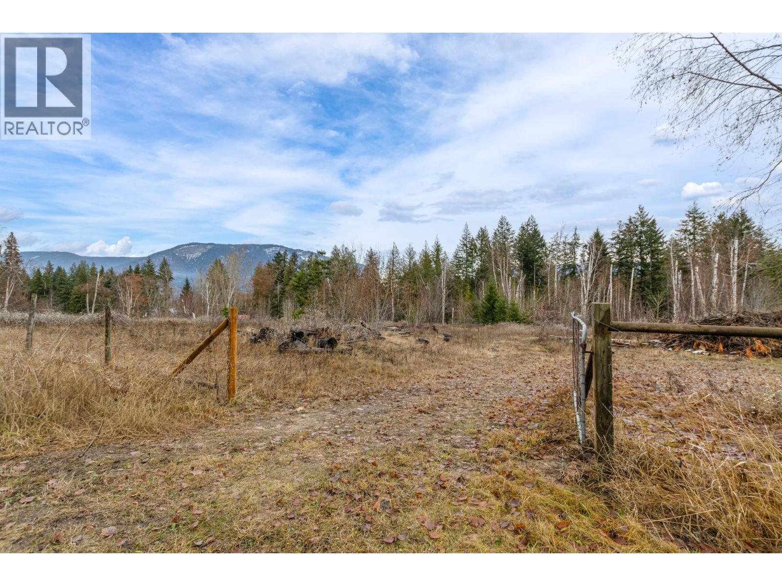  3591 65 Avenue Northwest, Salmon Arm