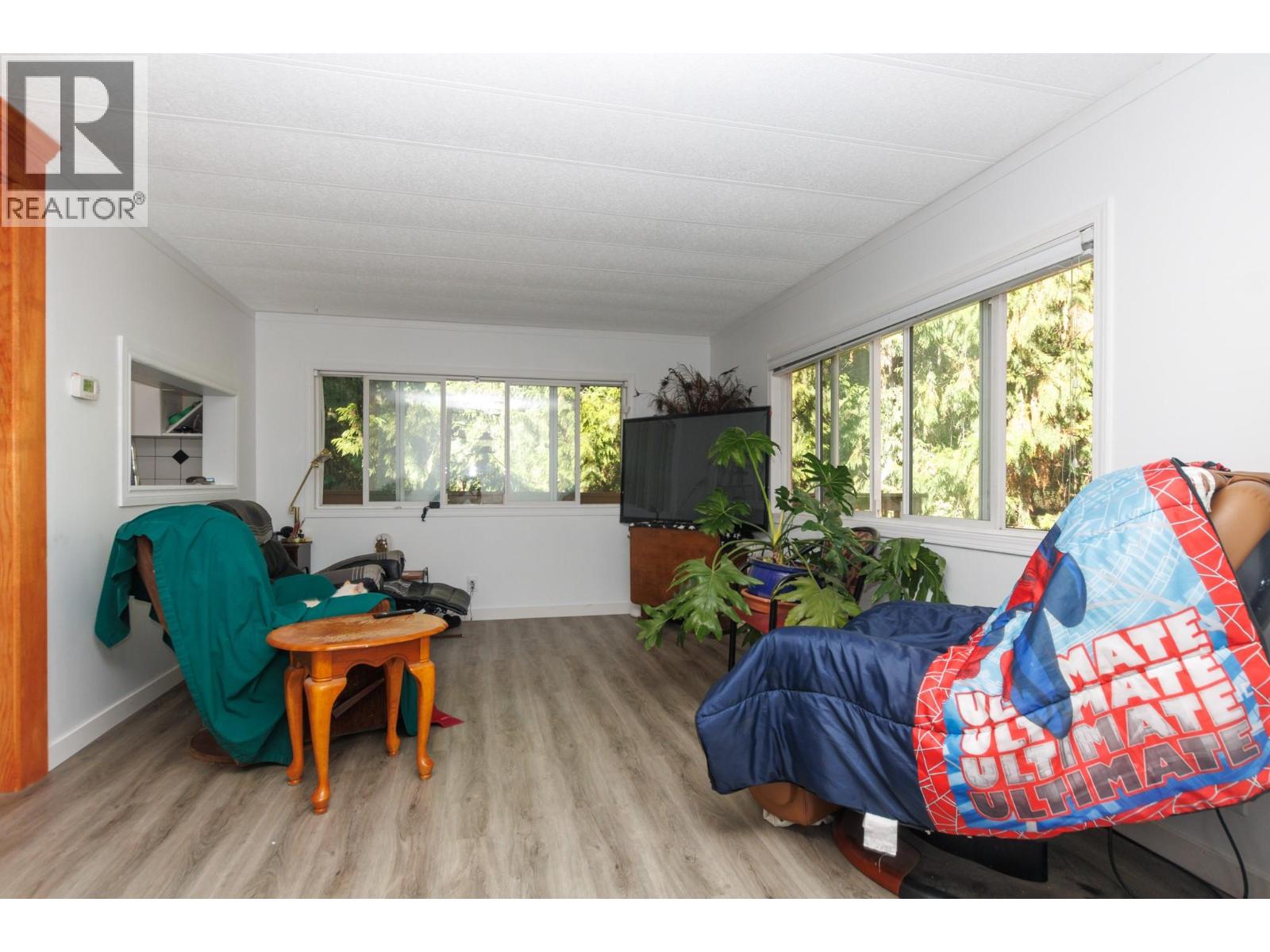  5246 Mayfair Road Southeast, Salmon Arm