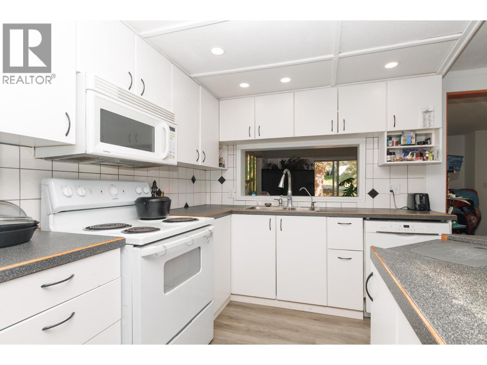  5246 Mayfair Road Southeast, Salmon Arm