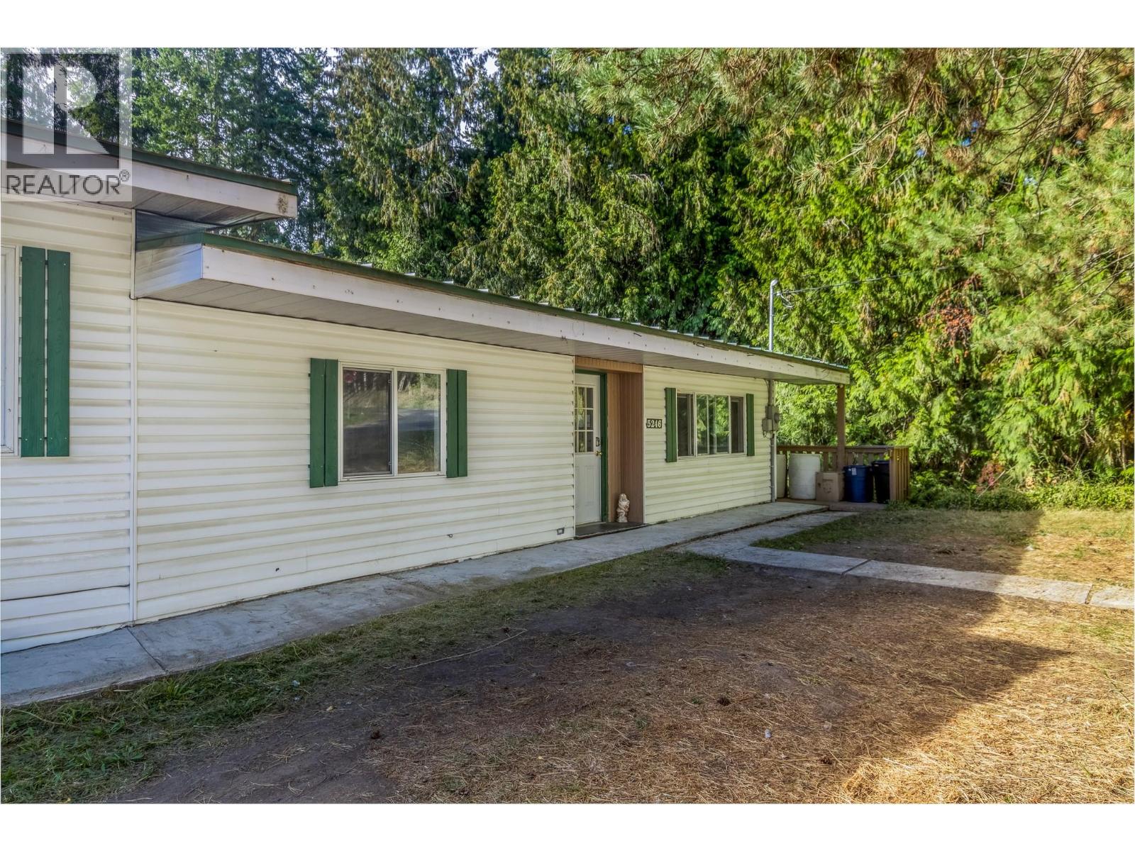  5246 Mayfair Road Southeast, Salmon Arm